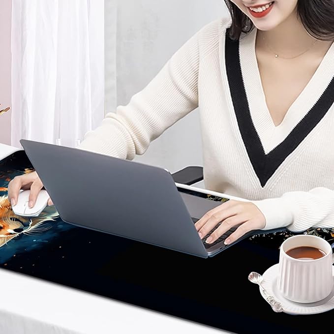 Large Mouse Pad, 31.5 x 11.8in Extended Gaming Mouse Pad with Stitched Edges, XXL Mousepad Protector Non Slip Rubber Base for Office and Home Writing Mat, Cute Red Fox Animal Pattern Black Desk Mat
