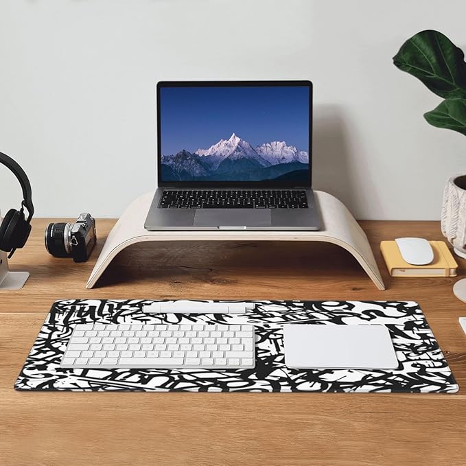 Graffiti Mouse Pad, Large Big Gaming Mouse Pad Desk Pad, Mousepad with Non-Slip Rubber Base, Extended XXL Mouse Mat for Computer Laptop Office Accessories