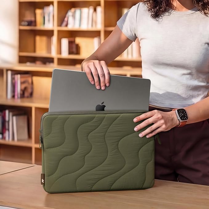 tomtoc 360 Protective Puffy Laptop Sleeve for 13-inch MacBook Air M5/A3449(2026)/M4/M3/M2 A3240 A3113, MacBook Neo A18 & MacBook Pro M2/M1, Quilted Soft Puffer Bag for 13-inch Surface Pro Copilot+PC