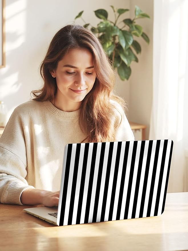 Seorsok Compatible with MacBook Air 13 Inch Case 2022 2021 2020 2019 2018 Release A1932 A2179 M1 A2337 Touch ID,Cute Striped Plastic Hard Shell Case with Keyboard Cover,Black & White Stripes