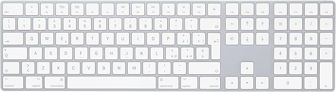 Apple Magic Keyboard with Numeric Keypad: Wireless, Bluetooth, Rechargeable. Works with Mac, iPad, or iPhone; Italian - White