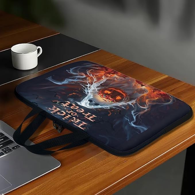 17 Inch Halloween Scary Ghost Laptop Sleeve, Protective Laptop Case Tote Bag for Halloween Decor, Computer Cover with Zipper Men Women Handbag Tablet Carrying Case for Business/School
