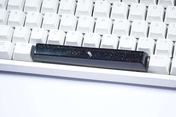 Astronaut Artisan Spacebar Keycap SA Profile Custom Space Explorer Spacebars 6.25U Keycaps Handmade Gaming Resin Key Cap Cherry MX Switch Compatible Mechanical Keyboard Space Lover Gift