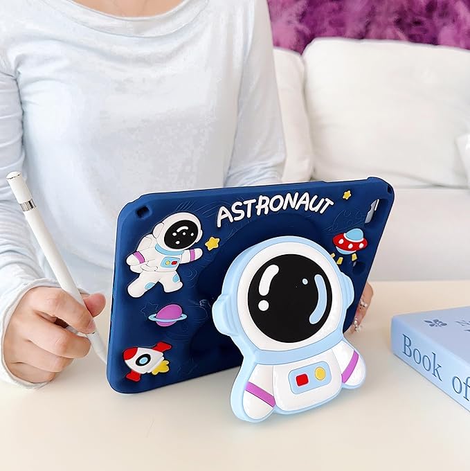 3D Cute Astronaut Case for iPad 10th Gen (2022) 10.9 inch/iPad (A16) 11th 2025 11 inch,Cartoon Pretty Space Astronaut Soft Silicone Foldable Stand Case with Lanyard for Kids Teens Girl Women