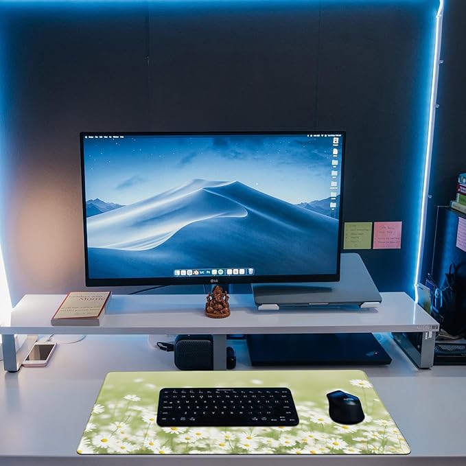 Desk Mat, Green Daisy Flowers Desk Pad, Chamomile Flowers Large Gaming Mouse Pad, 31.5"x15.7" Extended Big Computer Keyboard Mouse Pad with Non-Slip Base and Stitched Edge