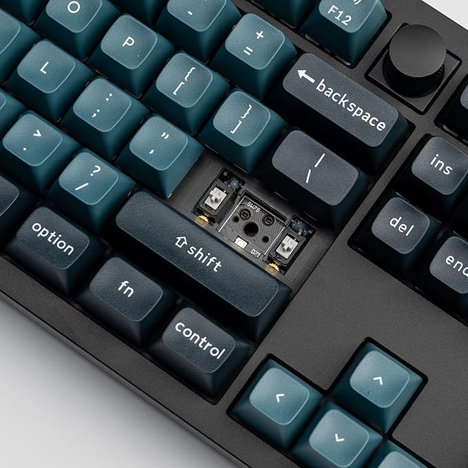 Keychron Q6 Pro Full Aluminum QMK/VIA Custom Wireless Bluetooth/USB-C Mechanical Keyboard, Full Size 108-Key Programmable Knob RGB Backlit Hot-Swappable Banana Switch for Mac Windows Linux-Black