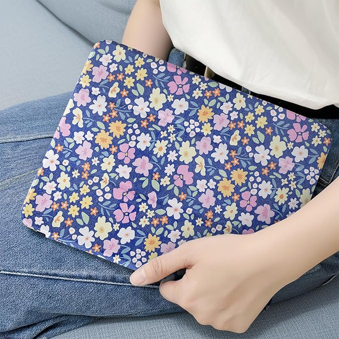 MrARTIST for for iPad Pro 11 Inch Case (M5/M4) 2025/2024 6th/5th Generation Case Cute for Women Girls Girly Kawaii Aesthetic Flowers Design for Apple Tablet Cover with Pencil Holder, Blue Floral